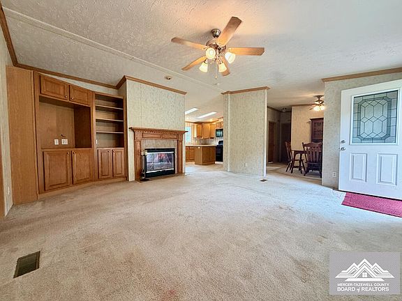 4th image of 205 Angel Ln