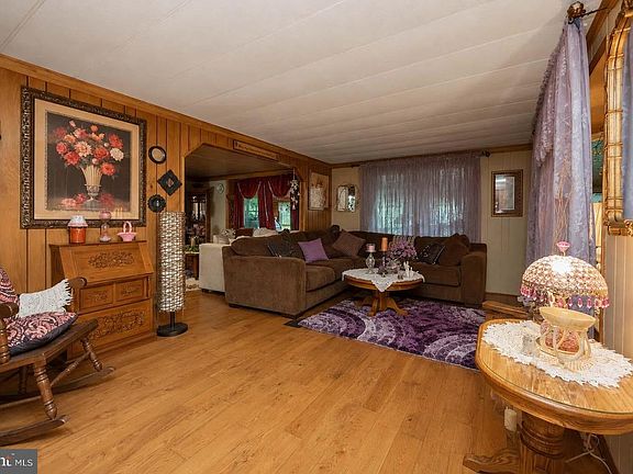 4th image of 2967 Pysell Crosscut Rd