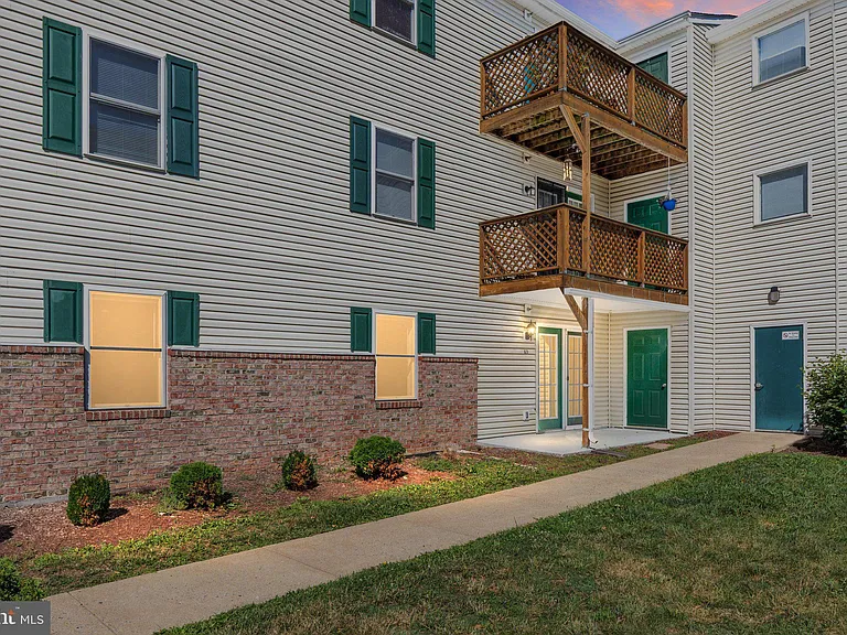 165 Hailey Ln #G3 — Photo 1