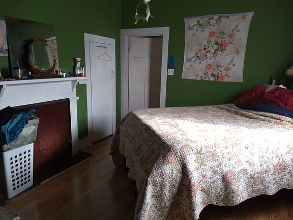 5th image of 2557 Lavender St