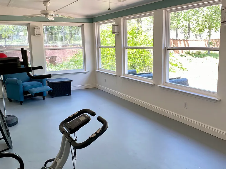 815 Shady Grove Ln — Photo 15