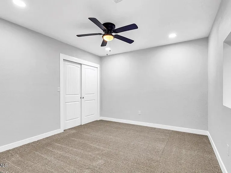 10602 W Cumberland Dr — Photo 21