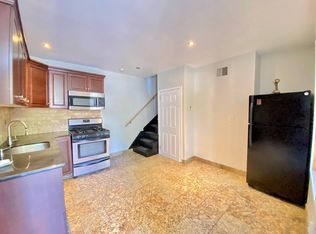 2238 Cedar St #1F, Philadelphia, PA 19125
