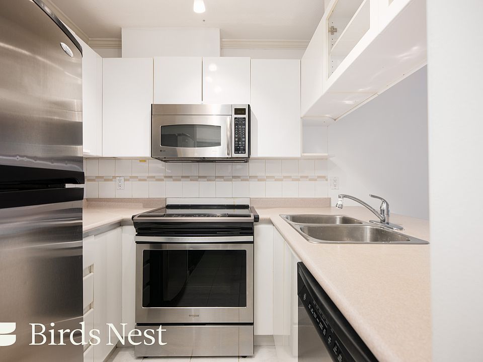 1st image of 3638 Broadway W #309