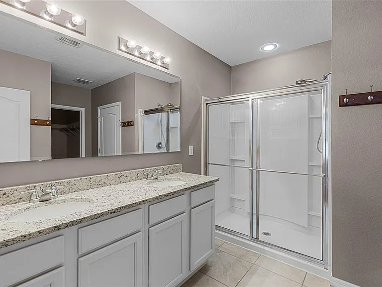5440 New Independence Pkwy — Photo 18