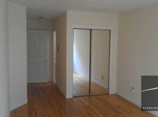 11042 72nd Rd APT 3, Forest Hills, NY 11375