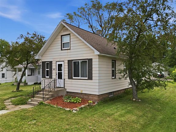 2nd image of 1815 Omaha Street