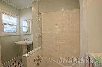 246 Ashland Ave — Photo 6