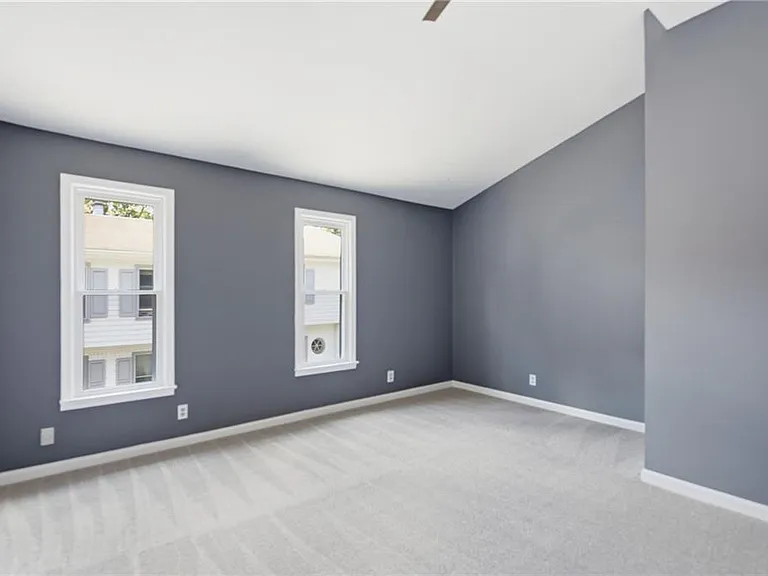 856 Saint Charles Ave NE #8 — Photo 21