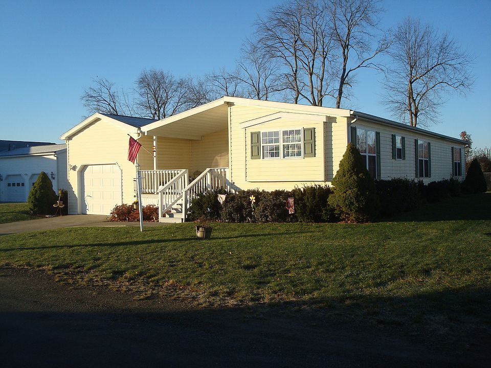 1st image of 228 Leisure Ln