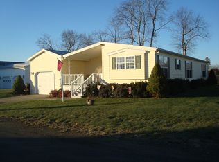 228 Leisure Ln, Horseheads, NY 14845