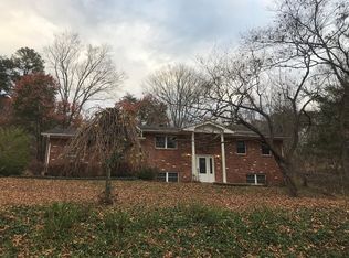 242 Hickman Rd, Minford, OH 45653