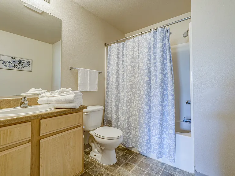 Village at Bluegrass Apartments — Photo 33