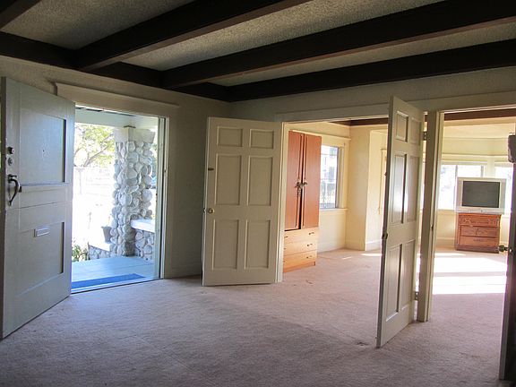 5th image of 2329 S Gramercy Pl