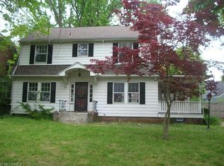 615 Roslyn Ave, Akron, OH 44320