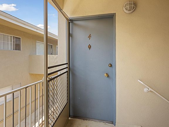 2nd image of 1240 Harvard St APT 4