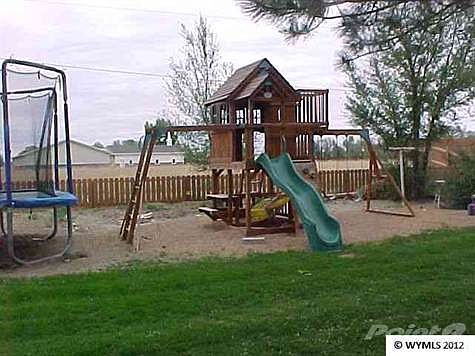 4th image of 104 Antelope Ln