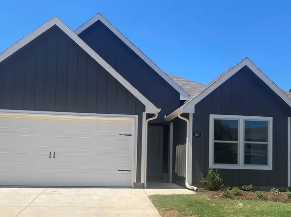 134 Lacy Ln, Canton, TX 75103