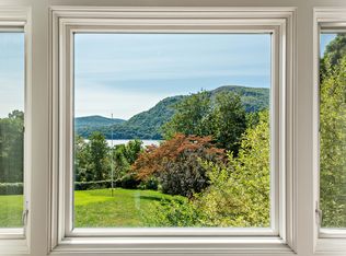 9 Grandview Ter, Cold Spring, NY 10516