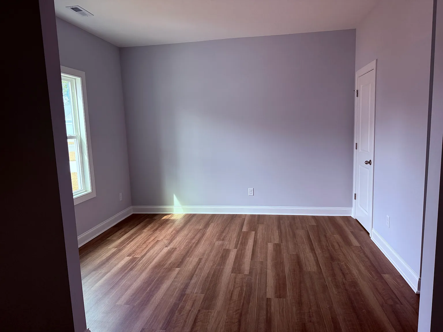 855 Bertwood Rd SW — Photo 3