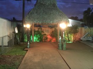 7910 NW 12th St, Hollywood, FL 33024