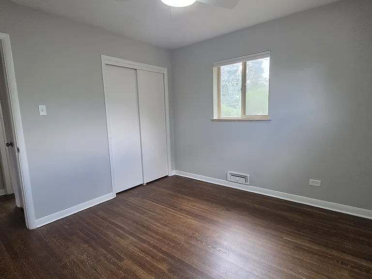 2131 S Yates St — Photo 8