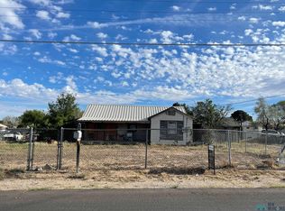 2605 Mountain View Dr, Carlsbad, NM 88220
