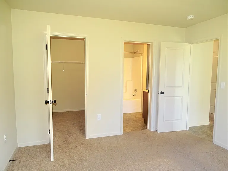 402 Marlene Way — Photo 11