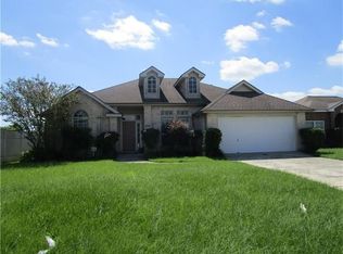 2204 S Village Green St, Harvey, LA 70058