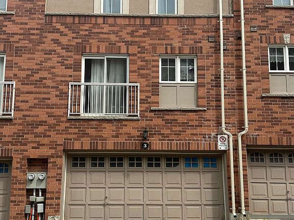 2nd image of 375 Cook Rd #3