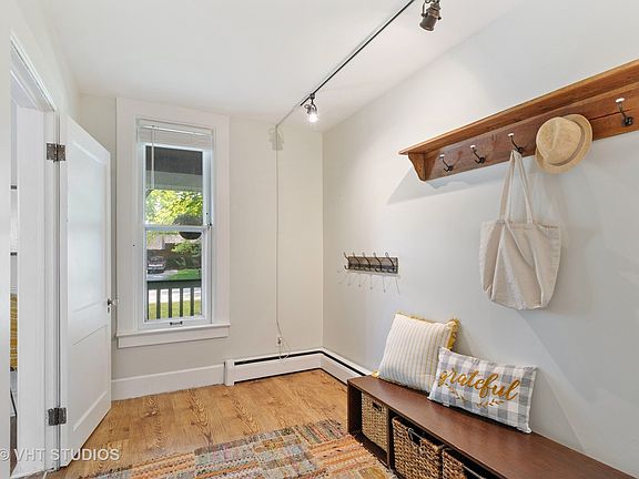 4th image of 306 Lincoln Ave