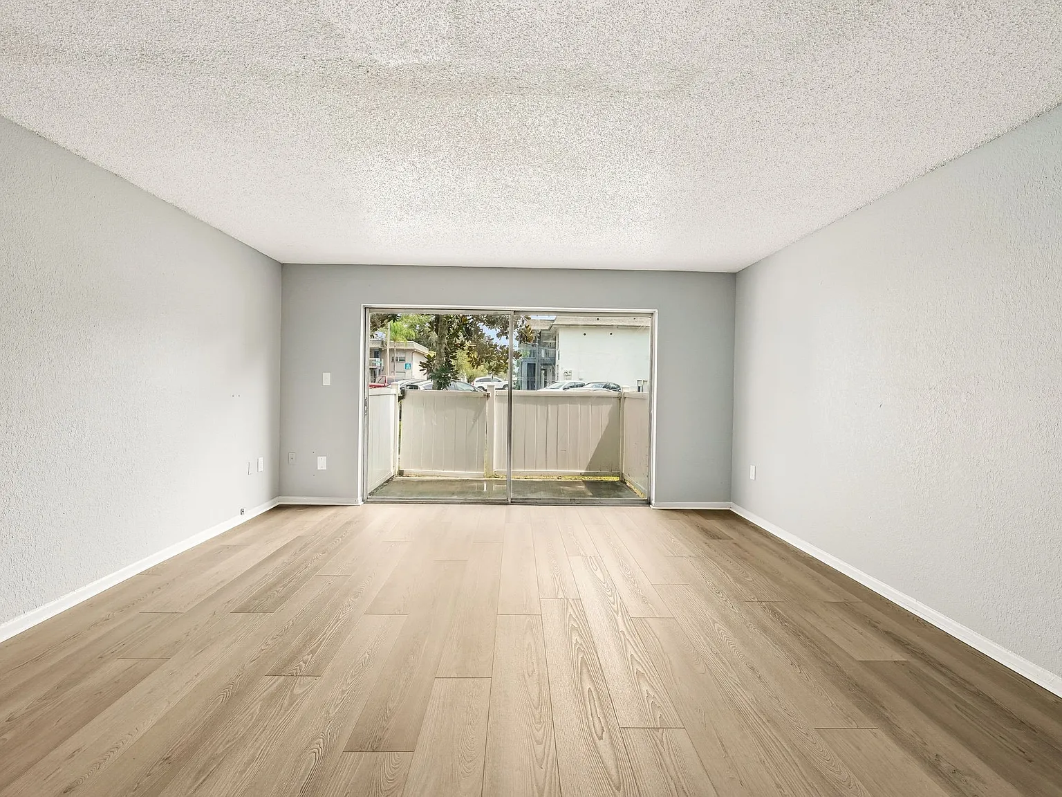 The Grove at Temple Terrace Apartments — Photo 3