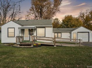 3228 W Pierson Rd, Flint, MI 48504