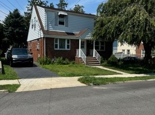 29 Davison St, Garfield, NJ 07026