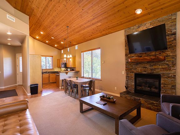 5th image of 1400 W Navajo Ln Unit 18