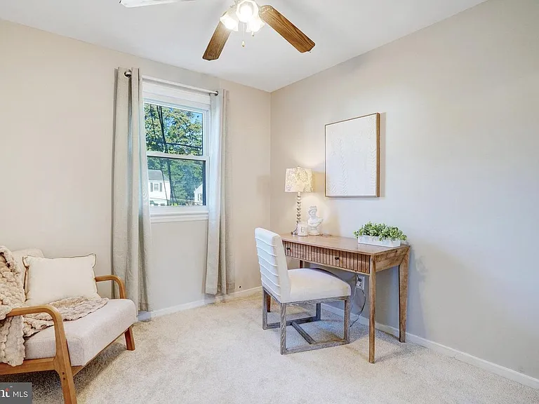 7015 Stanford Dr — Photo 17