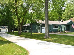 32187 Lake Rd, Avon Lake, OH 44012