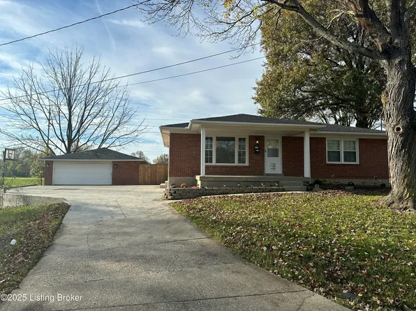 3007 Woodpecker Ct, Louisville, KY 40216