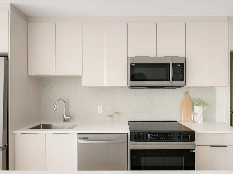 612 Constance Ave #809 — Photo 92