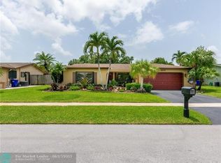 8830 NW 5th St, Pembroke Pines, FL 33024