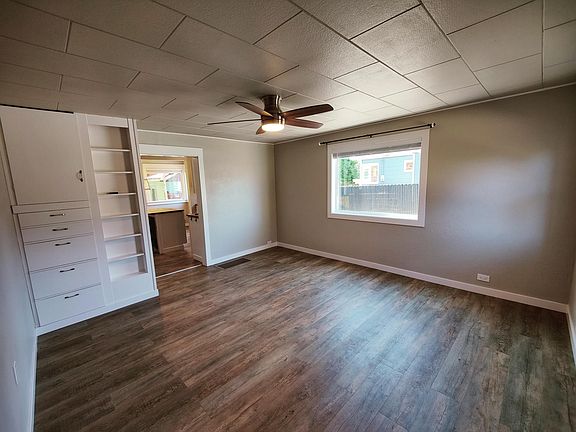 3rd image of 3141 Porter St