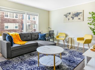 432 Elmwood Ave #1, Evanston, IL 60202