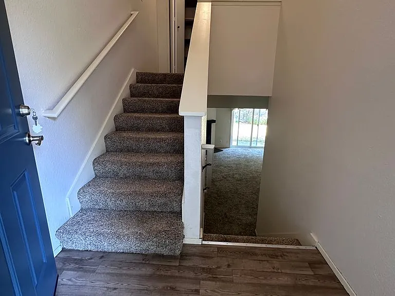 928 Blue Heron Ave NE — Photo 8