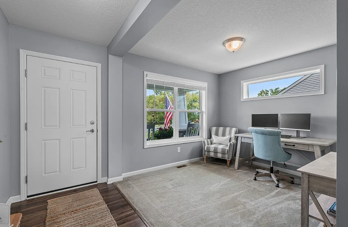 4 bed, 2436 sqft, $3,150 — Photo 3