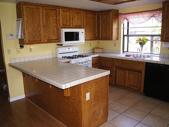 5th image of 5026 Shae Ct