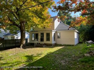 8004 N Welling Rd, Eureka, MI 48833