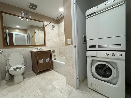 Rented by Yoon Realty Group | media 10