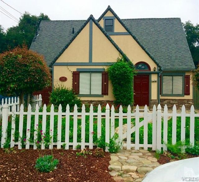1st image of 333 Carrizo St