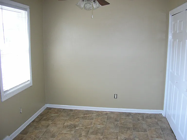 2516 Edgehill Pl #B — Photo 7