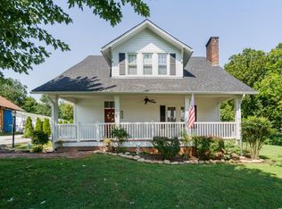 300 W Race St, Kingston, TN 37763